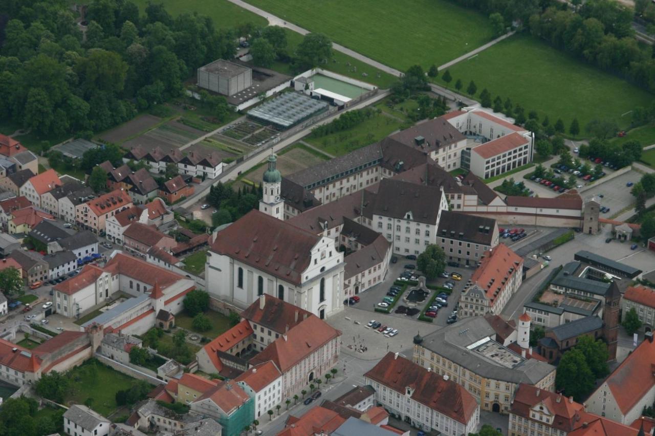 Bischoefliches Seminar St. Willibald Eichstätt Exterior photo